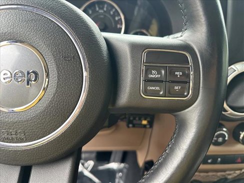 Used 2012 Jeep Wrangler Sahara w/ Connectivity Group image 17