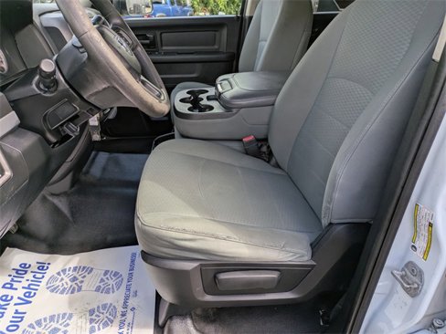 Used 2016 RAM 2500 Tradesman w/ Chrome Appearance Group image 11