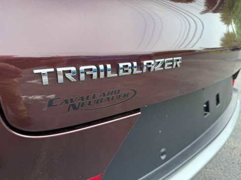 Used 2022 Chevrolet TrailBlazer LT w/ Convenience Package image 24