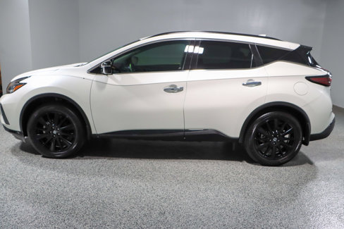 Used 2022 Nissan Murano SV w/ SV Midnight Edition Package image 10