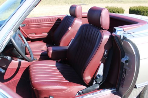 Used 1989 Mercedes-Benz 560 SL image 14