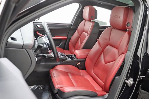 Used 2017 Porsche Macan GTS image 25