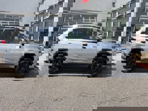 Certified 2019 Toyota RAV4 LE image 28
