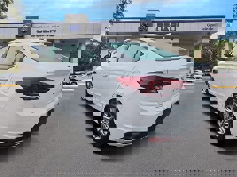Used 2020 Hyundai Elantra SEL w/ Cargo Package (C1) image 4
