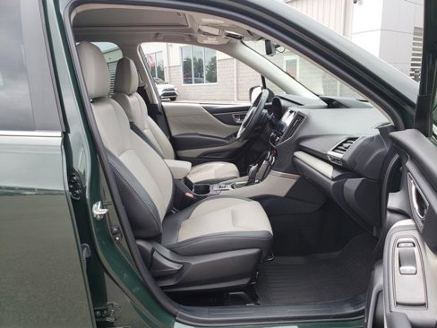 Used 2022 Subaru Forester Limited w/ Popular Package #3 image 16