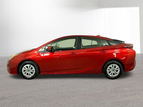 Used 2016 Toyota Prius Two image 29