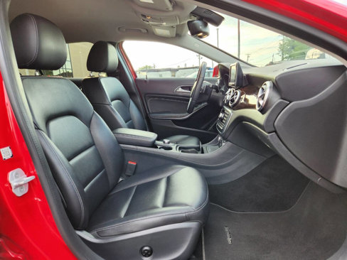 Used 2015 Mercedes-Benz GLA 250 4MATIC w/ Multimedia Package image 15