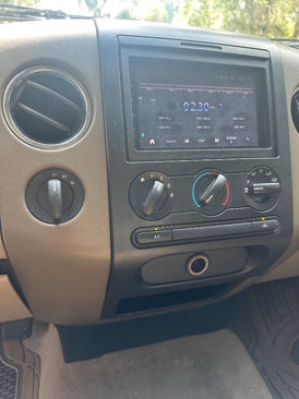 Used 2006 Ford F150 XLT image 24