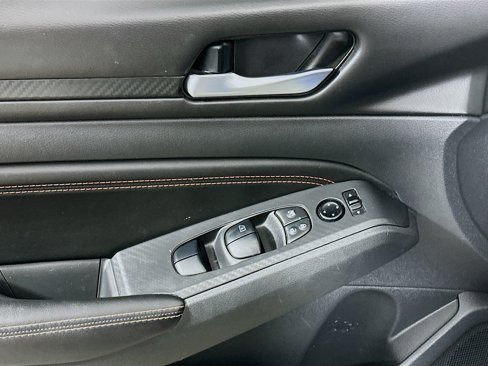 Used 2021 Nissan Altima 2.5 SR image 15