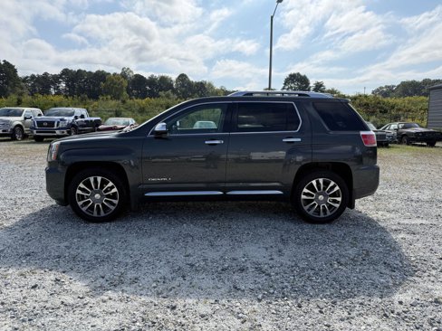 Used 2017 GMC Terrain Denali image 2