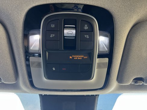 Used 2021 Hyundai Santa Fe Limited w/ Cargo Package image 21