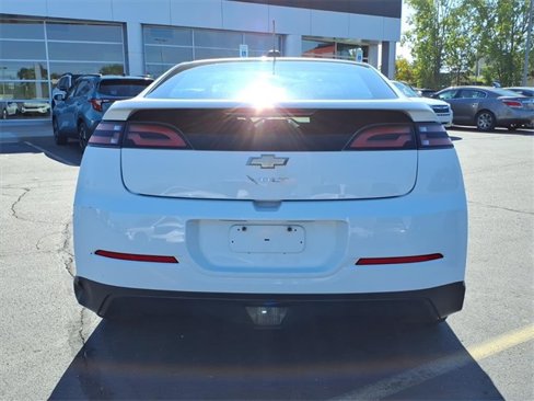Used 2015 Chevrolet Volt image 6