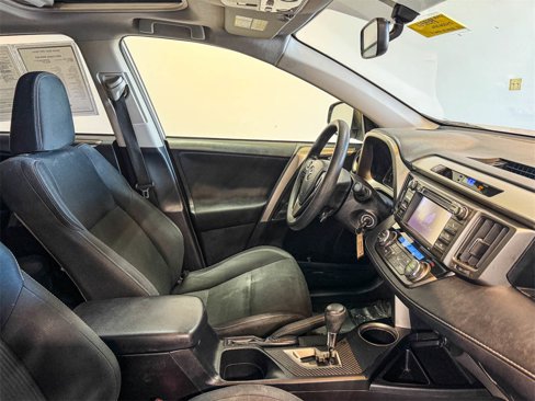 Used 2013 Toyota RAV4 XLE image 25