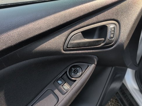 Used 2018 Ford Focus S image 14
