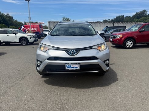 Used 2016 Toyota RAV4 XLE image 2