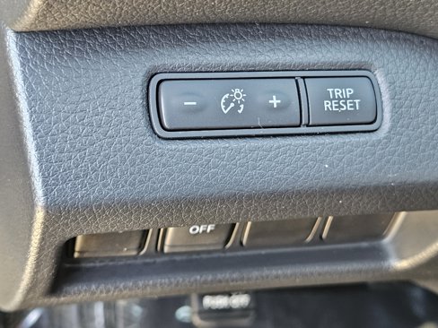 Used 2018 Nissan Altima 2.5 SR w/ SR Midnight Edition image 20