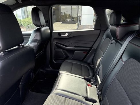 Used 2024 Ford Escape ST-Line image 5