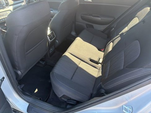Used 2019 Kia Sportage LX image 16