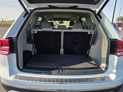 Used 2019 Volkswagen Atlas SEL Premium image 31