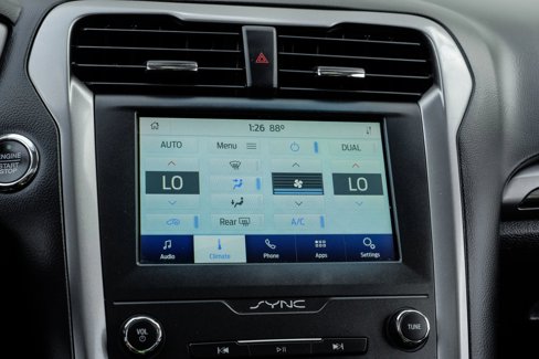 Used 2020 Ford Fusion SEL image 35