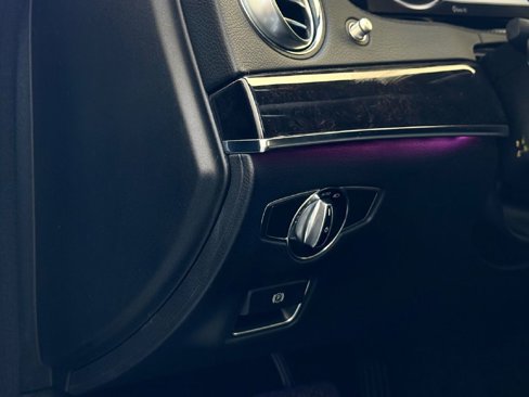 Used 2016 Mercedes-Benz S 550 Sedan image 16