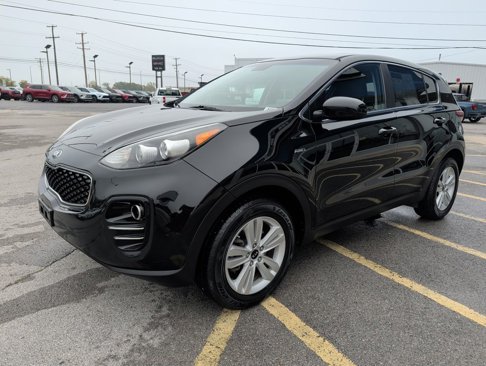 Used 2017 Kia Sportage LX image 3