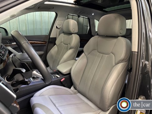 Used 2018 Audi Q5 2.0T Premium Plus w/ Premium Plus Package image 12