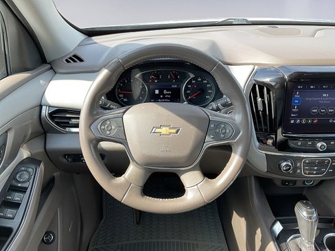 Used 2020 Chevrolet Traverse LT w/ LT Premium Package image 20