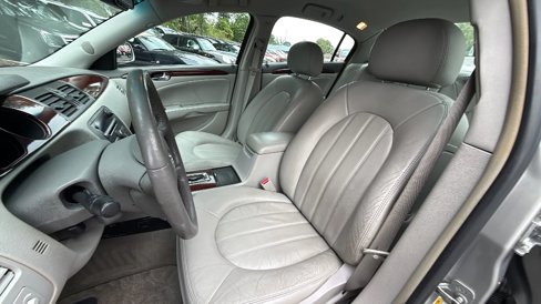 Used 2007 Buick Lucerne CXL w/ Luxury Package image 12