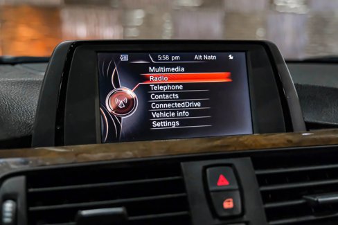 Used 2015 BMW 320i xDrive Sedan image 21