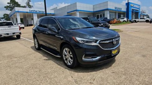 Certified 2020 Buick Enclave Avenir w/ Avenir Technology Package image 2