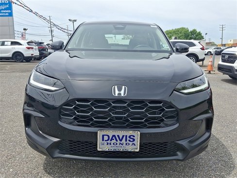 Certified 2025 Honda HR-V LX image 2