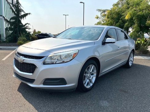 Used 2015 Chevrolet Malibu LT w/ Power Convenience Package image 6