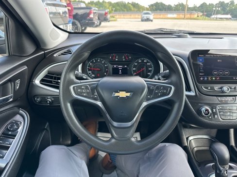 Used 2023 Chevrolet Malibu LT w/ Driver Confidence Package image 13