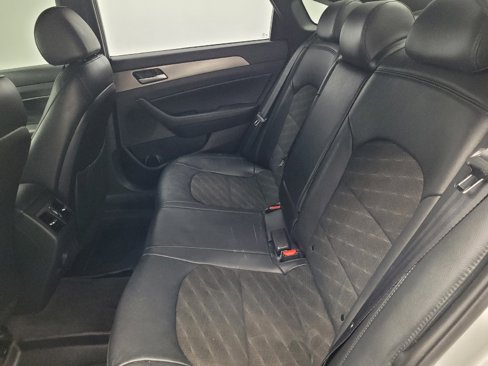 Used 2019 Hyundai Sonata Sport w/ Winter Weather Package image 18