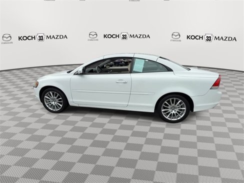 Used 2008 Volvo C70 T5 image 5