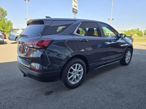 Used 2022 Chevrolet Equinox LT image 3