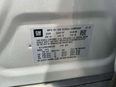 Used 2022 Chevrolet Trax LT w/ LT Convenience Package image 18