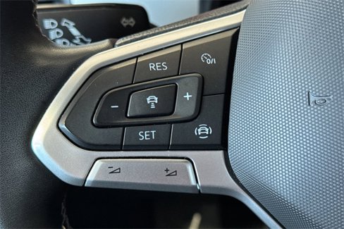 Used 2021 Volkswagen Atlas SE image 37