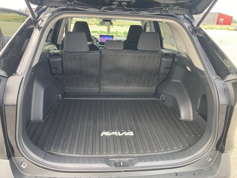New 2025 Toyota RAV4 LE image 25