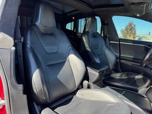 Used 2016 Tesla Model S 60D image 31