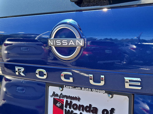 Used 2023 Nissan Rogue SL w/ SL Premium Package image 30