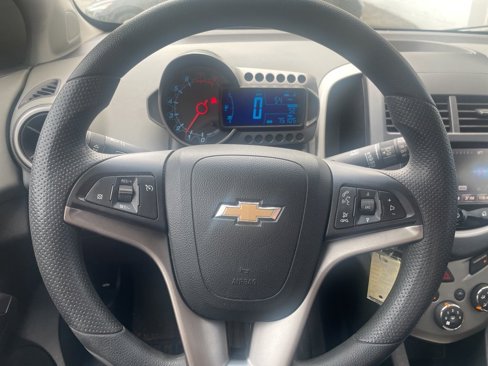 Used 2013 Chevrolet Sonic LT image 7