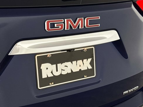 Used 2022 GMC Terrain SLT image 19