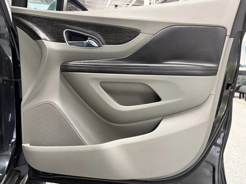 Used 2016 Buick Encore FWD image 30