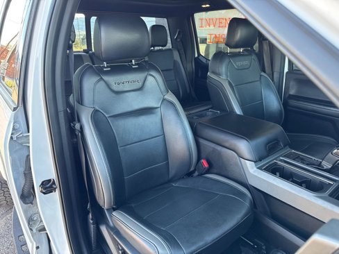 Used 2017 Ford F150 Raptor w/ Equipment Group 802A Luxury image 19
