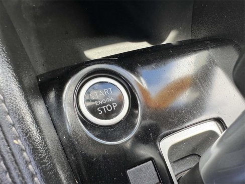 Used 2019 Nissan Kicks S image 30