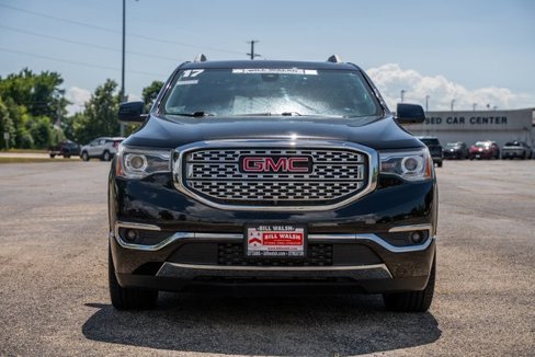 Used 2017 GMC Acadia Denali w/ Technology Package image 3