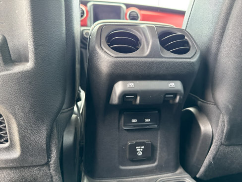Used 2021 Jeep Gladiator Rubicon image 15
