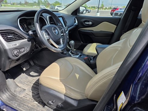 Used 2016 Jeep Cherokee Limited w/ Luxury Group image 12